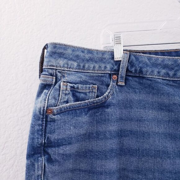 Old Navy Plus Size High Waisted O.G. Straight Cut-Off 9iBermuda Shorts Size 22 - Picture 7 of 10